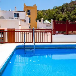 estudio-agua-gibralfaro-con-piscina.1costadelsol.com/